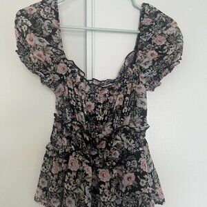 Cropped floral short sleeve shirt